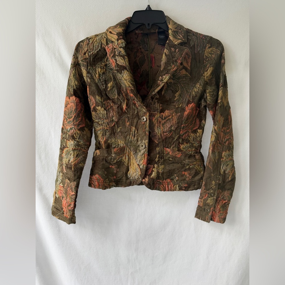 Rare find? Vintage DKNY Carpet Bag Tapestry Blazer Small